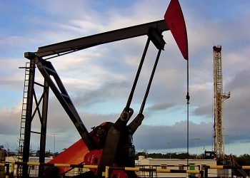 ¡ENTERATE! Petróleo pa` arriba y gobierno firma acuerdo con OPEP