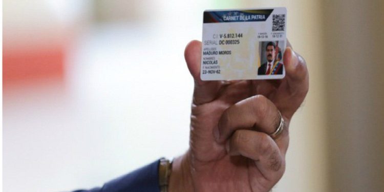 ¿Carnet de la Patria? Alcance tecnológico al servicio de las necesidades sociales 1 ¿Carnet de la Patria? Alcance tecnológico al servicio de las necesidades sociales