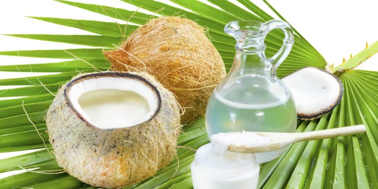 ¡TOMA NOTA! El aceite de coco sirve para limpiar los dientes 1 ¡TOMA NOTA! El aceite de coco sirve para limpiar los dientes