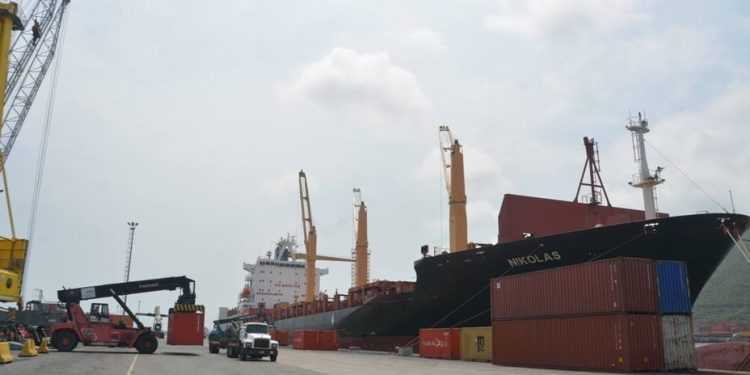 Llegó Nikolas a Puerto Cabello ¿adivina que trajo? 1 Llegó Nikolas a Puerto Cabello ¿adivina que trajo?