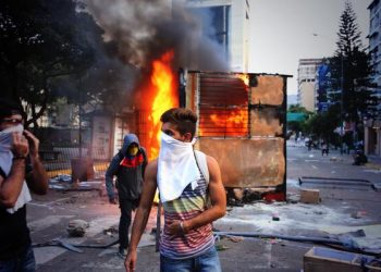 !Terrorismo! Actos vandálicos acaban con instalaciones del Metro de Caracas