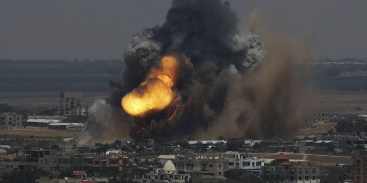 ¡Caos! Los gringos lanzaron a "La Madre de todas las Bombas" (Descubre cómo funciona) 1 ¡Caos! Los gringos lanzaron a «La Madre de todas las Bombas» (Descubre cómo funciona)