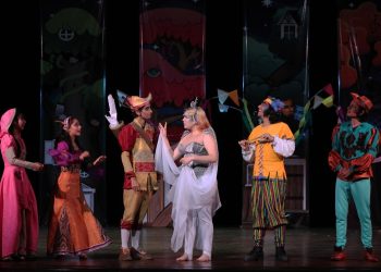 Llega al Teatro Principal el espectáculo ¿Quién se ha robado la Luna? (+Fin de semana)