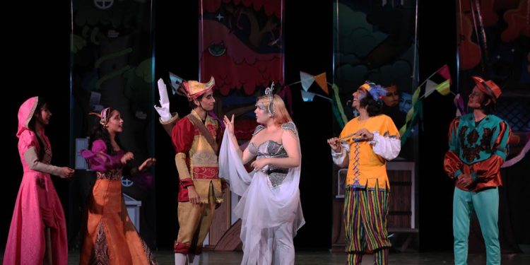 Llega al Teatro Principal el espectáculo ¿Quién se ha robado la Luna? (+Fin de semana) 1 Llega al Teatro Principal el espectáculo ¿Quién se ha robado la Luna? (+Fin de semana)
