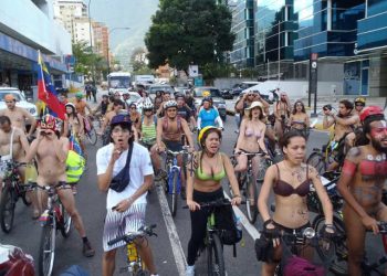 Ildegar Gil: Pezones contra la dictadura