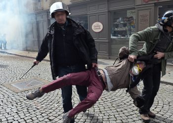 Neoliberalismo se ve amenazado: Macron y una Francia en estado de excepción 7 Neoliberalismo se ve amenazado: Macron y una Francia en estado de excepción