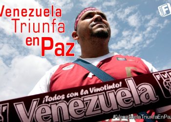 Muchachos no permitan que volteen la Bandera que ustedes han llevado en alto (+Generación de Oro)