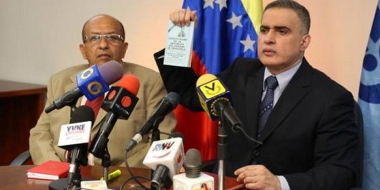 ¡Acusada! Saab: Luisa Ortega Díaz es la única responsable de la violencia y plan de asedio de la oposición (+Asamblea Nacional Constituyente) 1 En video: Consejo Moral Republicano denuncia aciones de la Asamblea Nacional en desacato