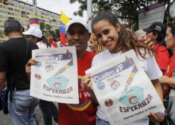 ¡Contundente! #VenezuelaEleccionesEnPaz la tendencia real del Pueblo que desborda las calles para votar por la ANC