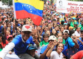 ¡Plan Chamba Juvenil! 10.600 aprendices se incorporarán a la industria petrolera
