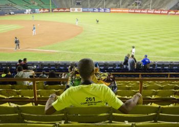 ¡Responden a Polémica! Leones del Caracas lanza anuncios sobre la temporada 17-18 (+Mucha Plata)