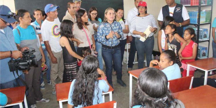 En Lara, el Plan Eco-Socialista Hogares de Paz recupera Liceo Bolivariano María Teresa Ángulo