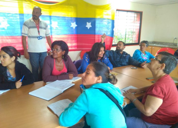 Formación para las comunidades: Plan Empoder@tez de Cantv (+Fortaleciendo el Poder Popular) 2 Prensa Cantv