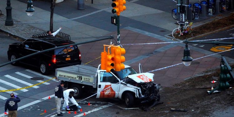 Loco tras el volante enluta a Manhattan (+Video de la captura)