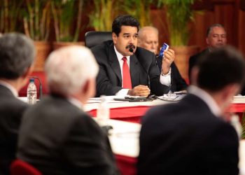 Gobierno Bolivariano y oposición retomarán diálogo la próxima semana