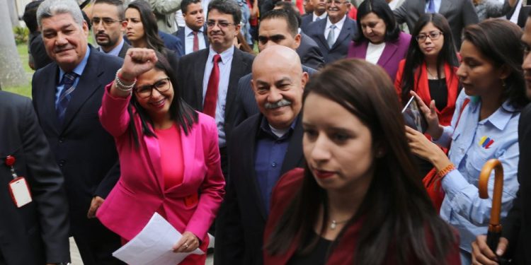 ¡Con Maduro, la Constituyente y Democracia de los Consejos! 1 Constituyente contra la guerra económica