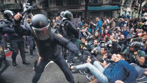 Cuatro Temas: Cuatro escenas internacionales 3 p4-Rajoy: ese democrata tan Franco