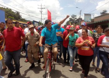 Argenis Chávez: Crónica de un gobernador apurado 2 Argenis Chávez: Crónica de un gobernador apurado
