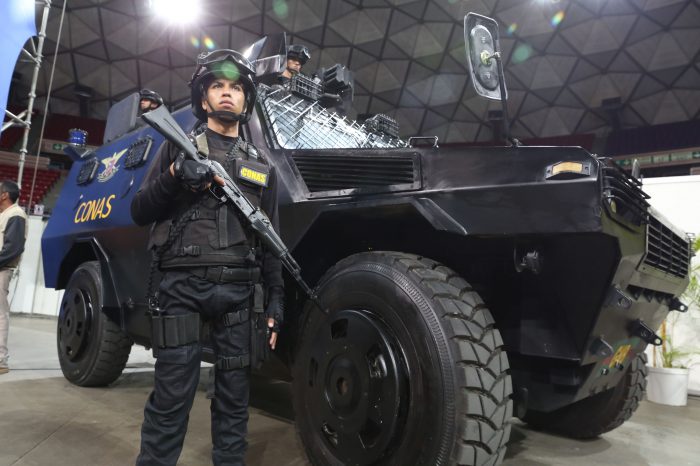 Venezuela muestra última tecnología para capturar delincuentes (Expo Criminalística) 2 expocriminalistica_201741510858013