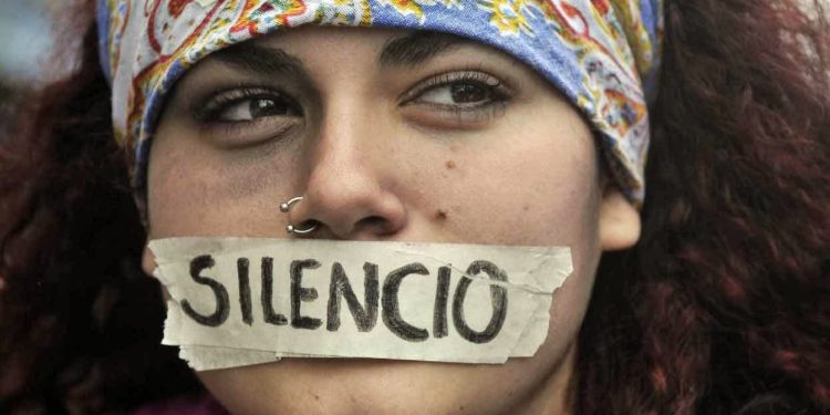 ¿Sabías que la ONU investiga a España por negar la legalización a 200 medios de comunicación? 1 ¿Sabías que la ONU investiga a España por negar la legalización a 200 medios de comunicación?