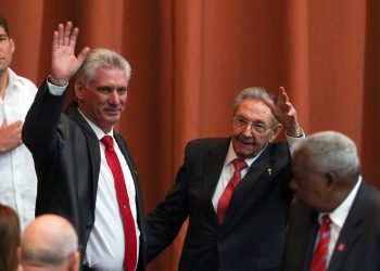 Nuevo presidente en Cuba:  Todo el poder cabe en un grano de maíz