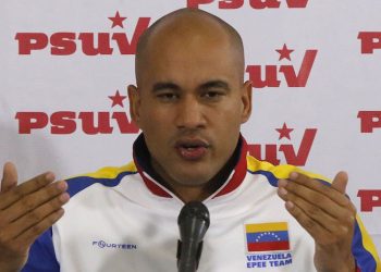“Con la mirada de la eficiencia”