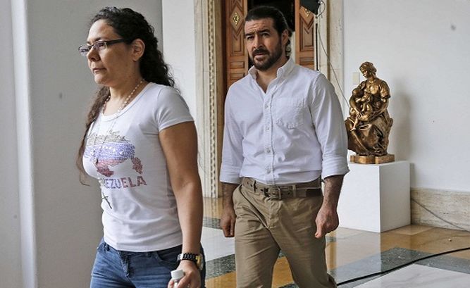 p4-exalcalde-Daniel-Ceballos-llegada-Cancilleria_LPRIMA20180601_0081_35