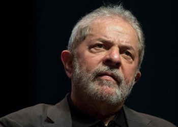 Lula es elegido o elige