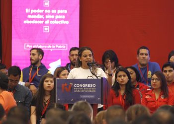 Juventud al servicio de la patria