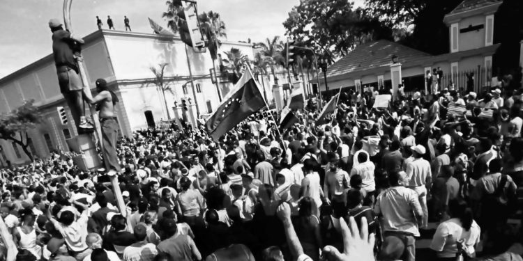 Soñamos con lo posible en Revolución: El Estado. 1 Soñamos con lo posible en Revolución: El Estado.