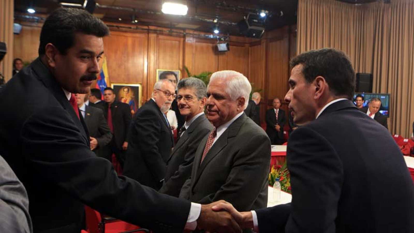Gobierno ha llamado al diálogo  338 veces desde el 2014
