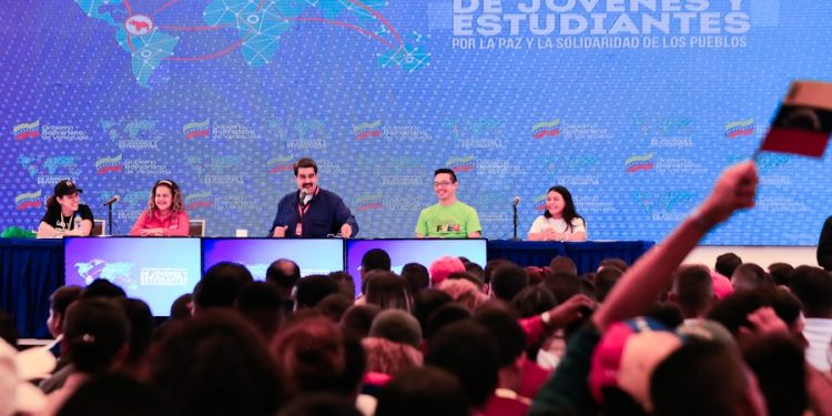 Congreso de los jóvenes, militares y civiles: El futuro avanza en Venezuela