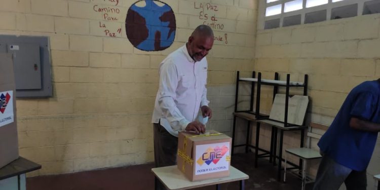 Candidato Marcos Meléndez llamó a defender el sistema democrático 1 Candidato Marcos Meléndez llamó a defender el sistema democrático