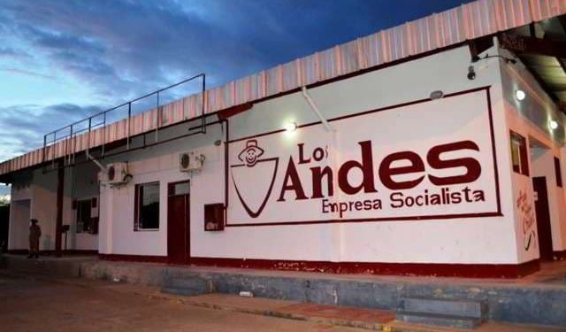 Lácteos Los Andes: Una trabajadora contra los corruptos 1 Lácteos Los Andes