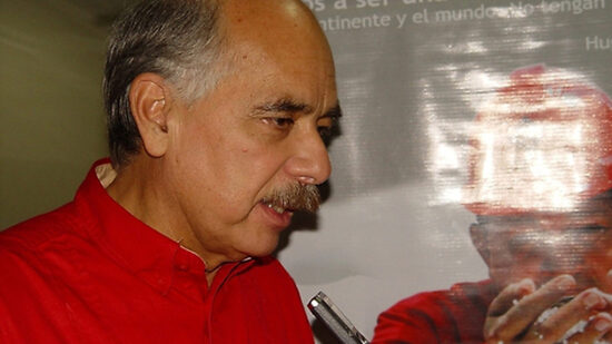 William Izarra padre