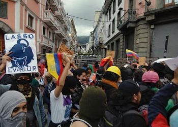 Cuatro asuntos “bien resueltos” 6 Ecuador cuando un neoliberal reprime el aparato hegemónico lo respalda