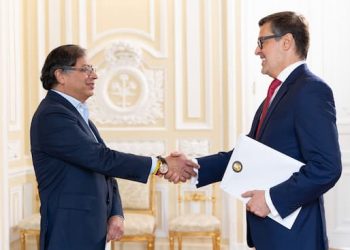 Venezuela y Colombia atraviesan un momento estelar de reconciliación 8 El embajador Félix Plasencia entregó sus cartas credenciales al presidente Gustavo Petro, en un acto cargado de significados auspiciosos