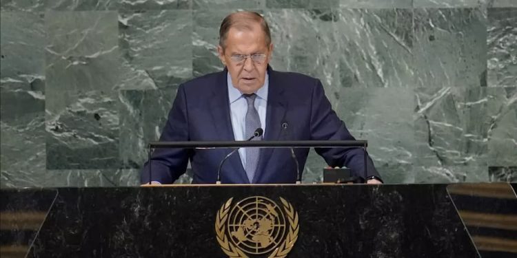 De poder a poder 1 Serguei Lavrov en el mensaje de la Federación de Rusia ante la 77ª Asamblea General dijo con claridad lo que Chávez profetizó claramente, al afirmar la pretensión de la élite política de EE. UU. de convertir al planeta entero bajo los principios y valores de la doctrina Monroe