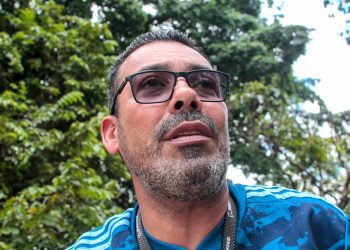 Nelson Coello es parte del primer grupo de 14 tripulantes, al que se le permitió regresar a Venezuela. Al cierre de esta edición el juez federal de Argentina, Federico Villena, decidió permitir la salida del país a los últimos cinco tripulantes del avión secuestrado en ese país sudamericano hace más de cuatro meses, el avión Boeing 747-300 todavía no ha sido devuelto