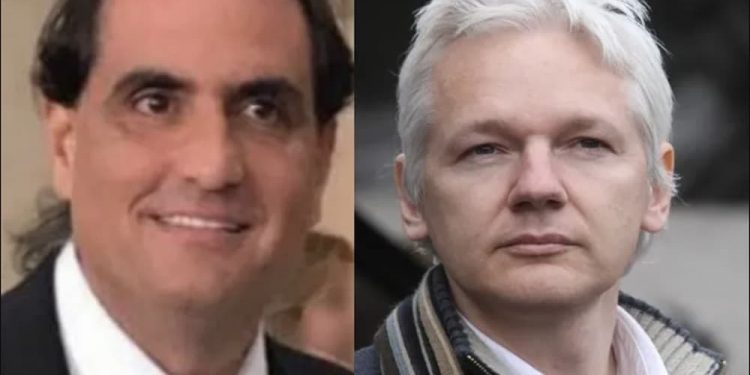 看看美帝国主义是如何违反国际法的 1 Por la liberación de Assange, el sábado pasado, frente al parlamento de Londres, tuvo lugar una importante manifestación en la que participaron más de 5.000 personas