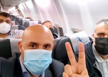 Y ahora, ¿quién pagará los daños personales, morales y materiales de este mamarracho jurídico-mediático? ¿Cómo se reconstruirá la deteriorada relación de Buenos Aires con Caracas, cuando aún está retenido el avión porque Washington así lo decreta?