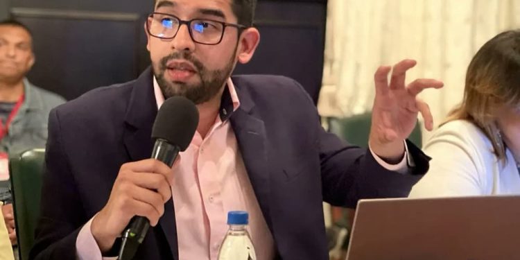 ZEE: Una bisagra necesaria (I) 1 "Las ZEE han servido como bisagras para que proyectos alternativos puedan insertarse en la economía global, pese a la hegemonía de un modelo que se ha impuesto con violencia, saqueo, guerras, genocidio, que es el capitalismo”