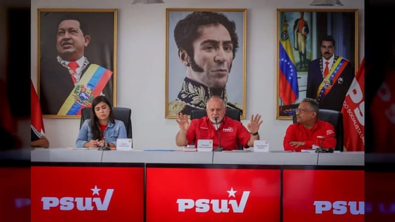11 claves de la rueda de prensa del PSUV 8 Con El Mazo Dando