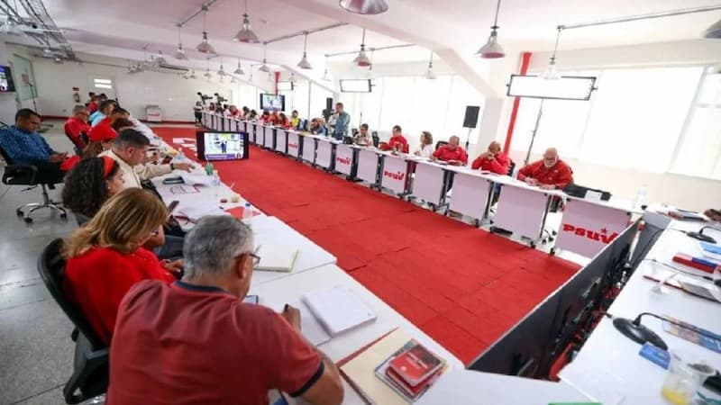 11 claves de la rueda de prensa del PSUV 3 Rueda-de-prensa-de-la-Direccion-Nacional-del-PSUV