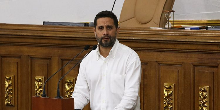Rigel Sergent: La participación popular es clave en la reforma de la Ley de Vivienda