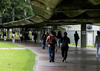 Universidad, autonomía e ingresos propios