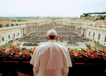Atentos al Papa… Quiere incorporarse a los BRICS 1 El nuevo orden mundial emergente, como señalamos, requiere nuevas narrativas, nuevas percepciones. Eso lo saben las nuevas potencias, los emergentes. Por eso también se han preocupado por montar plataformas comunicacionales vigorosas