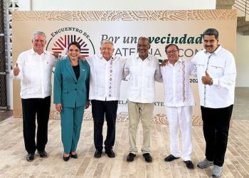 “Levántense todas las sanciones, de manera permanente, total y completa, sin extorsión, sin chantaje, sin condicionamientos, y Venezuela, así me comprometo, en menos de un año habrá revirtiendo todas las causas y toda esta situación”