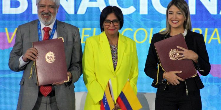No nos separa nada, nos une todo 1 No nos separa nada, nos une todo