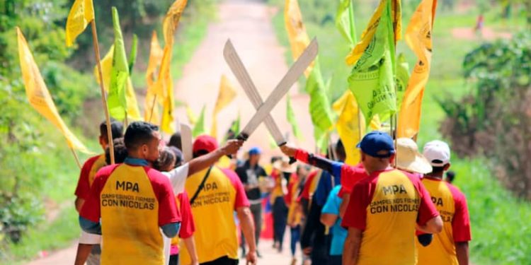 La Patria es el Esequibo 1 Tenemos una cita histórica – dijo Rodríguez -, es una oportunidad de mandar un mensaje claro, el territorio Esequibo es de Venezuela. Es una cita con nuestro pasado, con nuestro presente, con nuestro futuro”